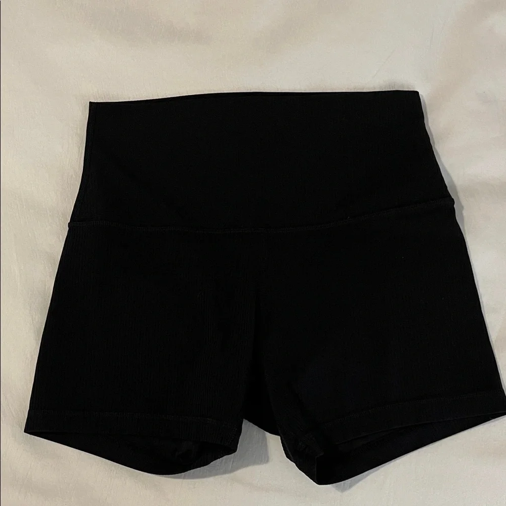 Lululemon Align High Rise 4” Short (Ribbed) - Picture 2 of 6